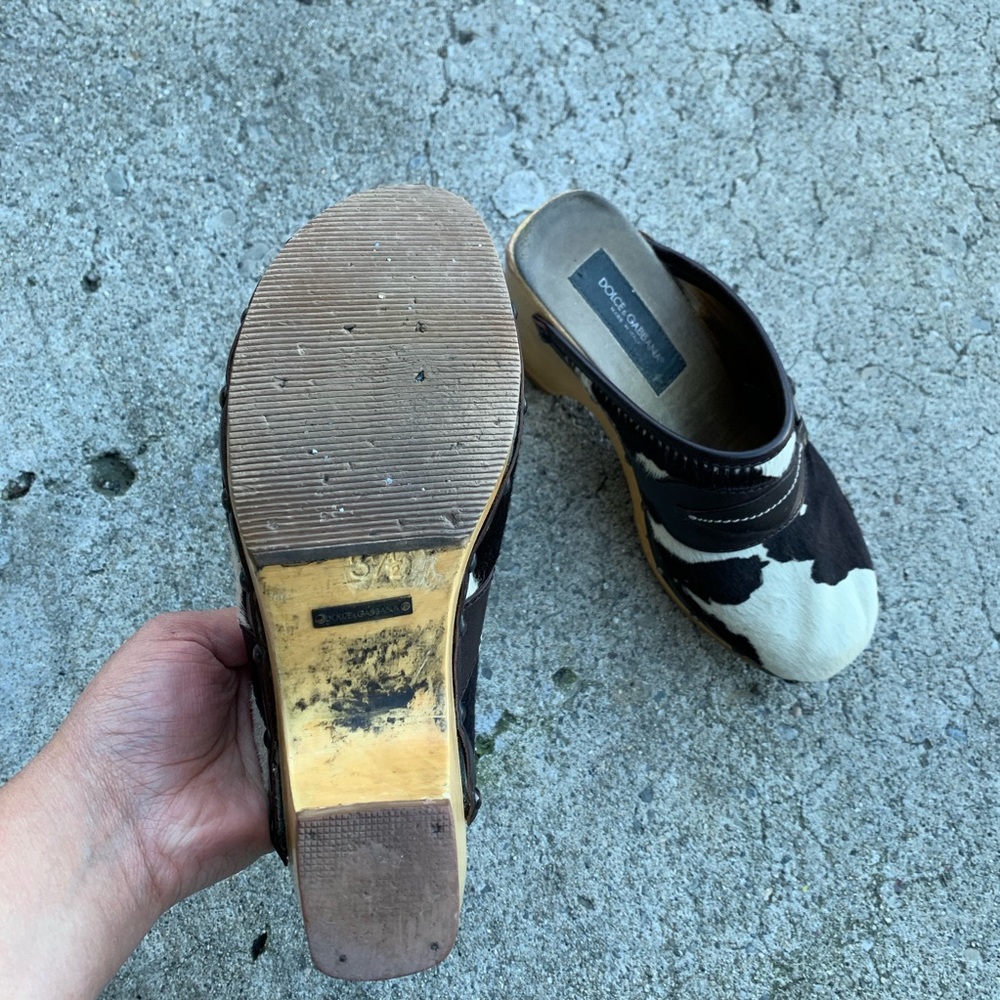 ‼️SOLD‼️VINTAGE DOLCE & GABBANA CLOGS! ✨ - Picture 7 of 7